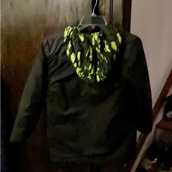 The North Face Boys the marwood veneer reversible jacket Camouflage jacket - Picture 5 of 6